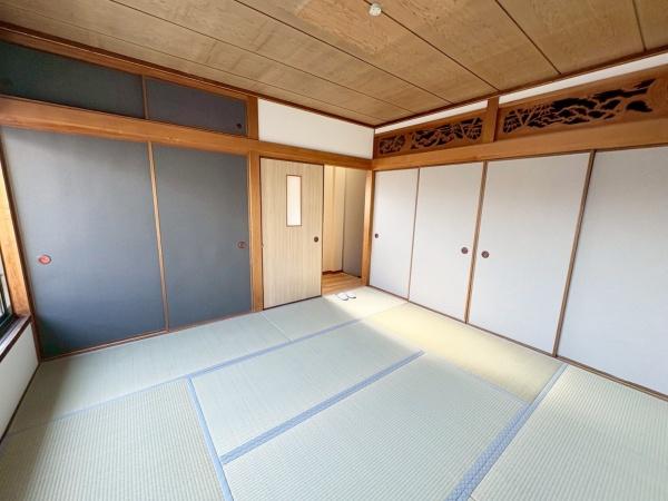 大阪市生野区巽北1丁目　中古戸建 内観写真（リビング以外の居室）