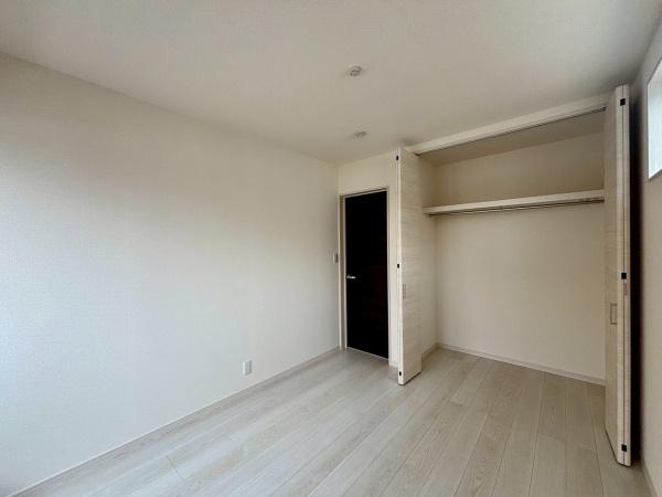 大阪市生野区田島3丁目　新築戸建 内観写真（リビング以外の居室）