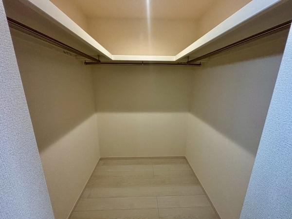 大阪市生野区田島3丁目　新築戸建 内観写真（収納）