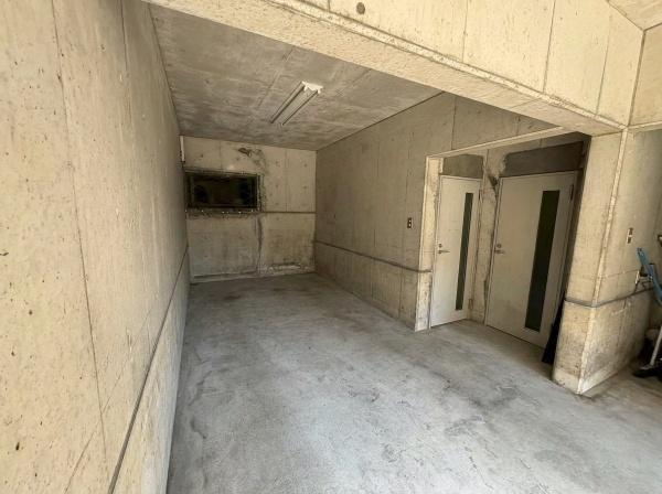 大阪市住吉区南住吉3丁目　中古戸建 現地写真（駐車場）