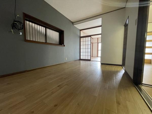 神戸市長田区大谷町2丁目　中古戸建 内観写真（リビング）