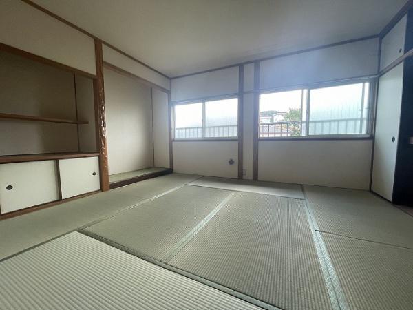 神戸市長田区大谷町2丁目　中古戸建 内観写真（リビング以外の居室）