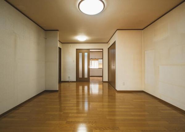 京都市中京区西ノ京左馬寮町　中古戸建 内観写真（リビング以外の居室）