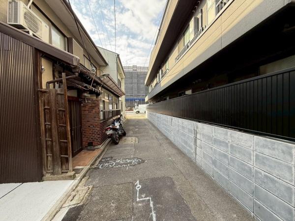 京都市南区西九条東島町　新築戸建 現地写真（前面道路含む現地写真）