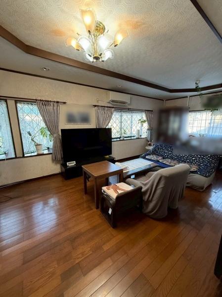 京都市左京区下鴨南茶ノ木町　中古戸建 内観写真（リビング）