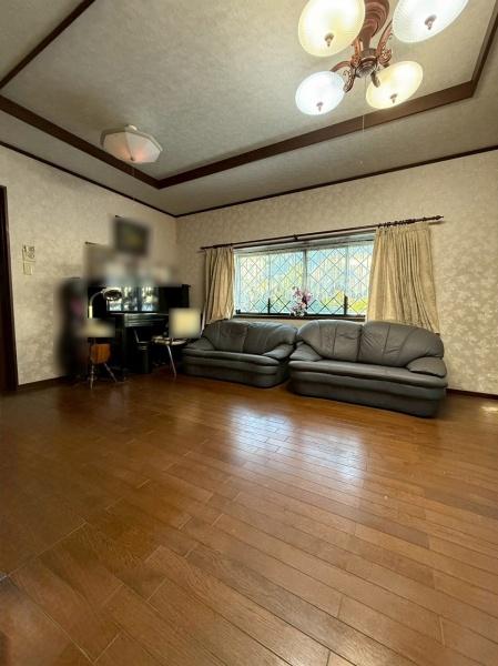 京都市左京区下鴨南茶ノ木町　中古戸建 内観写真（リビング）