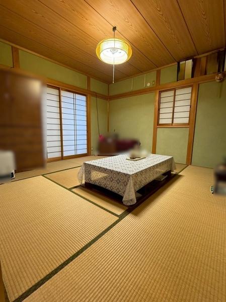 京都市左京区下鴨南茶ノ木町　中古戸建 内観写真（リビング以外の居室）