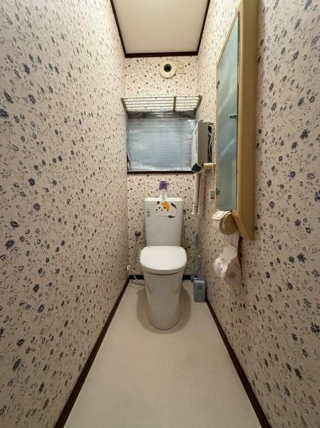 京都市左京区下鴨南茶ノ木町　中古戸建 内観写真（トイレ）
