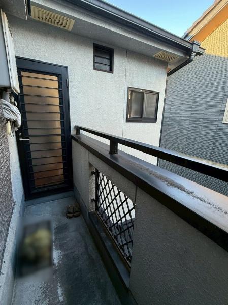 京都市左京区下鴨南茶ノ木町　中古戸建 現地写真（バルコニー）
