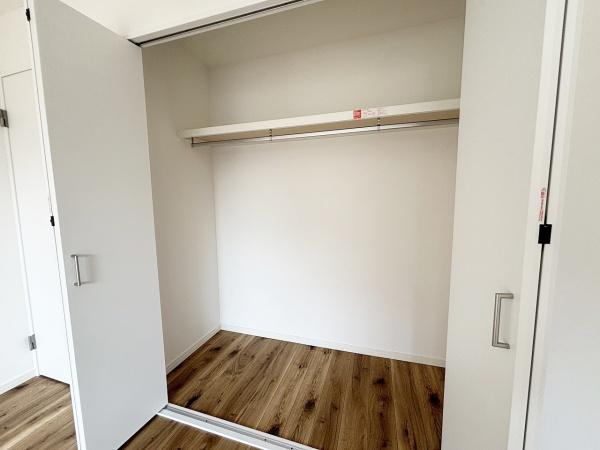 シャルム堺 内観写真（収納）