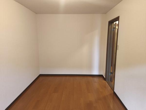 京都市南区西九条大国町　中古戸建 内観写真（リビング以外の居室）