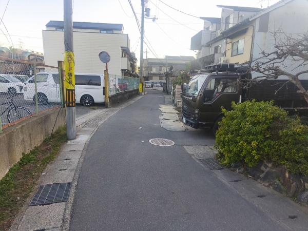 京都市右京区嵯峨野有栖川町　建築条件付売土地 現地写真（前面道路含む現地写真）