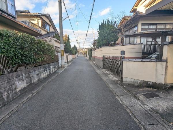 京都市左京区岩倉三宅町　中古戸建 現地写真（前面道路含む現地写真）