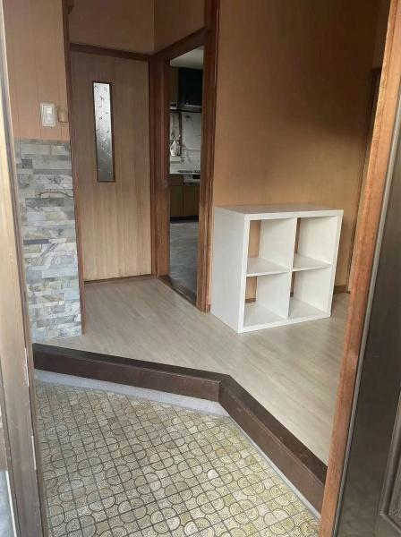 河内長野市木戸3丁目　中古戸建 現地写真（玄関）