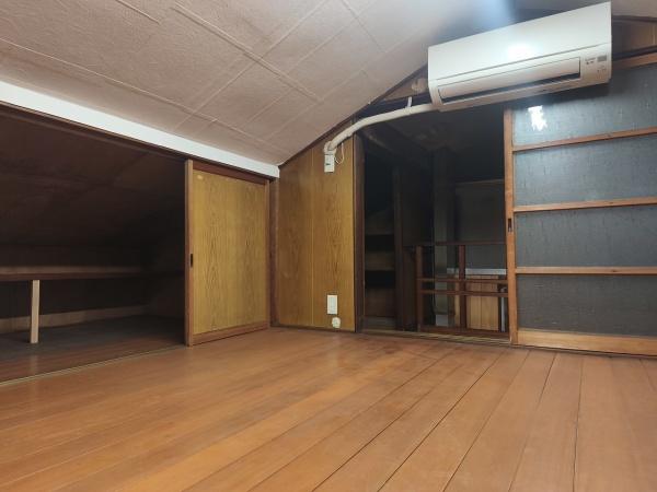 京都市上京区真盛町　中古戸建 内観写真（リビング以外の居室）