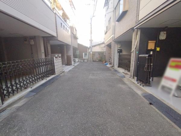大阪市淀川区西三国3丁目　中古戸建 現地写真（前面道路含む現地写真）