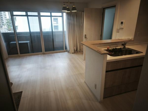 キャピタルコータス堀川 内観写真（リビング）