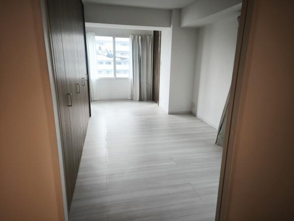 キャピタルコータス堀川 内観写真（リビング以外の居室）