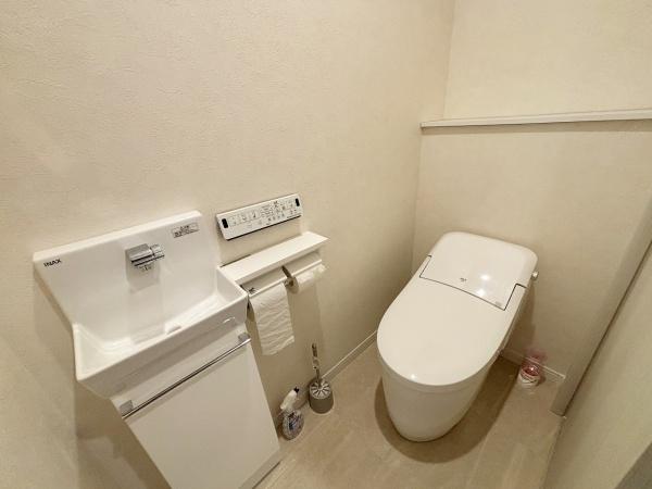 大阪市東住吉区公園南矢田1丁目　中古戸建 内観写真（トイレ）