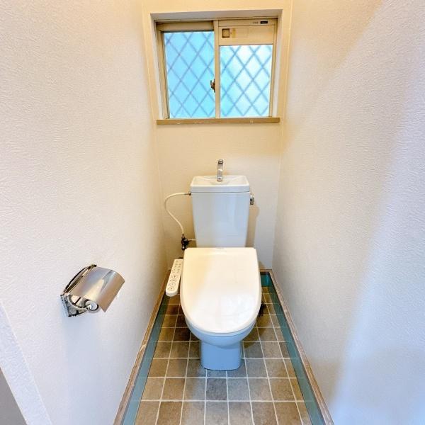 羽曳野市はびきの4丁目　中古戸建 内観写真（トイレ）