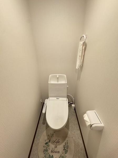 レオパード心斎橋 内観写真（トイレ）