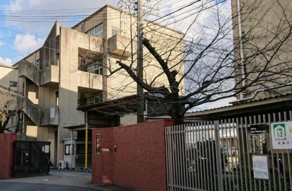 京都市右京区梅津開キ町　新築戸建 中学校