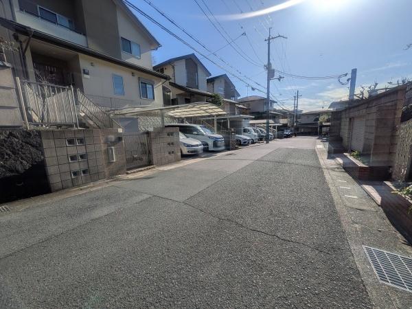 京都市左京区岩倉花園町　中古戸建 現地写真（前面道路含む現地写真）