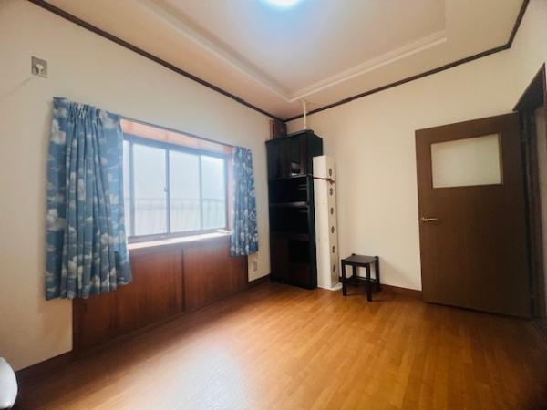 大阪市港区三先2丁目　中古戸建 内観写真（リビング以外の居室）