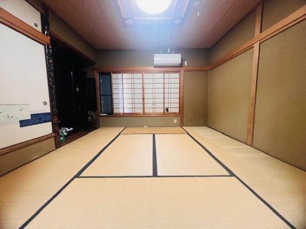 大阪市港区三先2丁目　中古戸建 内観写真（リビング以外の居室）