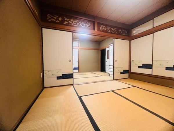 大阪市港区三先2丁目　中古戸建 内観写真（リビング以外の居室）