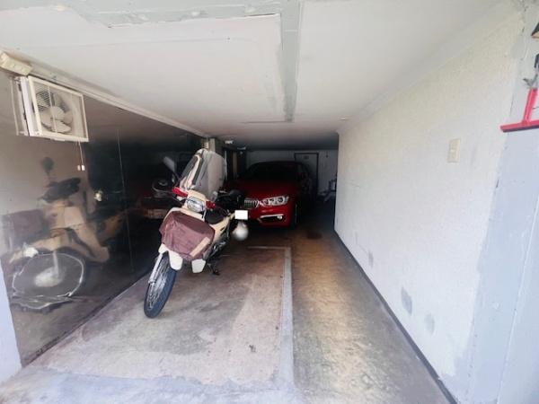 大阪市港区三先2丁目　中古戸建 現地写真（駐車場）