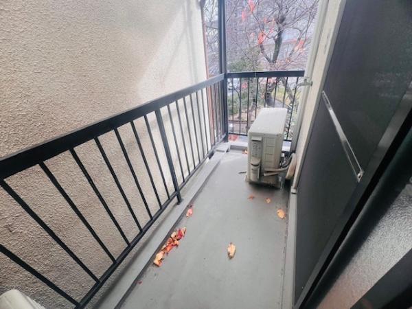 大阪市港区三先2丁目　中古戸建 現地写真（バルコニー）