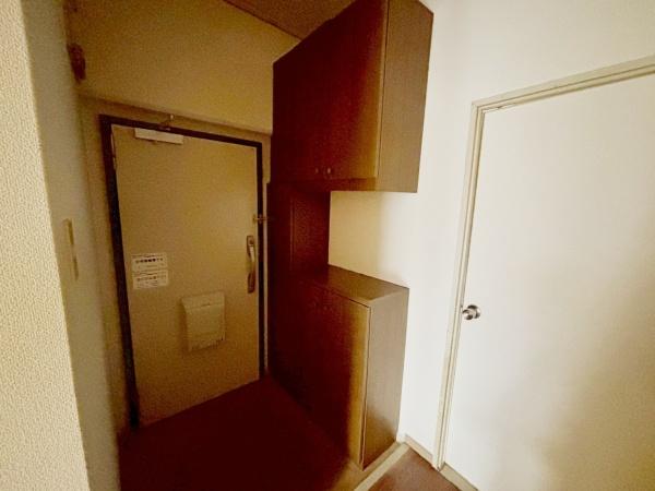 エバーグリーンポートタウン12号棟 現地写真（玄関）