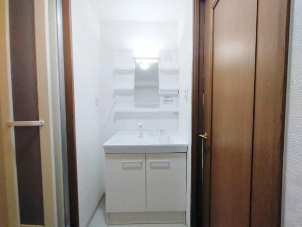 パインコート松屋町 内観写真（洗面台・洗面所）