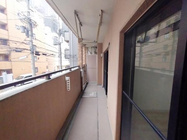 パインコート松屋町 現地写真（バルコニー）