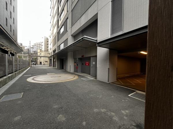 クレヴィアタワー中之島 共用部写真（駐車場）
