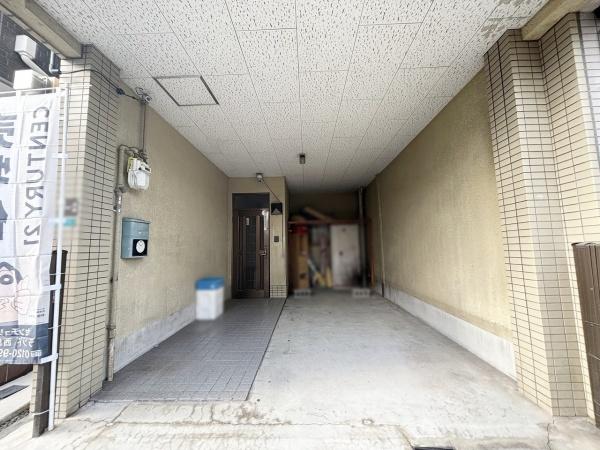 大阪市平野区喜連4丁目　中古戸建 現地写真（駐車場）