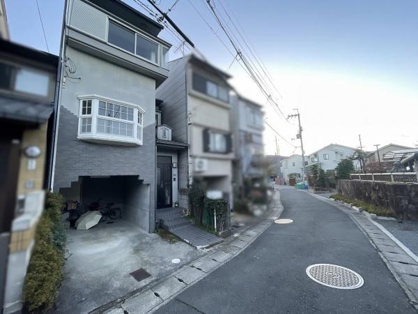 京都市右京区嵯峨広沢南野町　中古戸建 現地写真（前面道路含む現地写真）