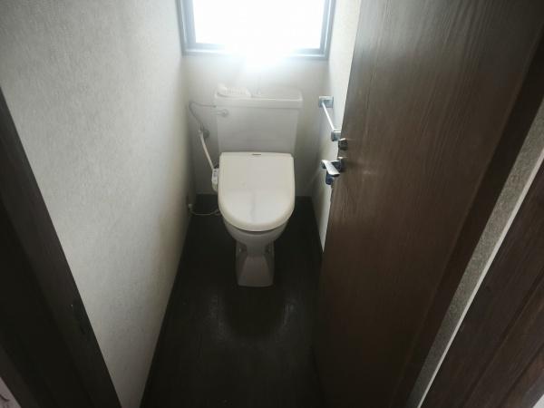 京都市左京区浄土寺小山町　中古戸建 内観写真（トイレ）