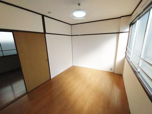 大阪市西区境川１丁目　中古テラスハウス 内観写真（リビング以外の居室）