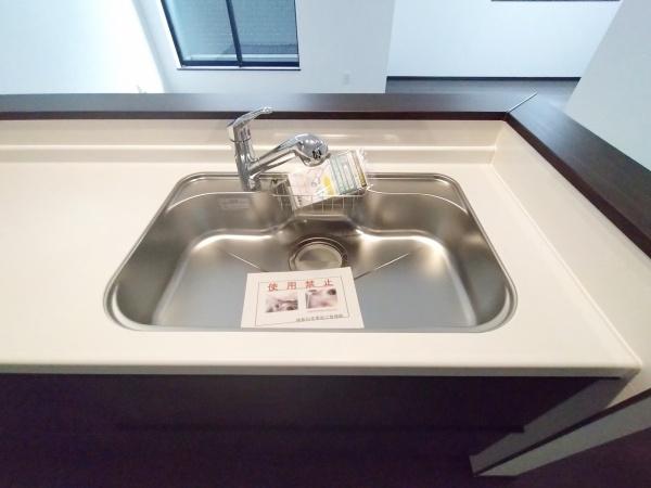 大阪市此花区酉島6丁目　新築戸建 内観写真（キッチン）
