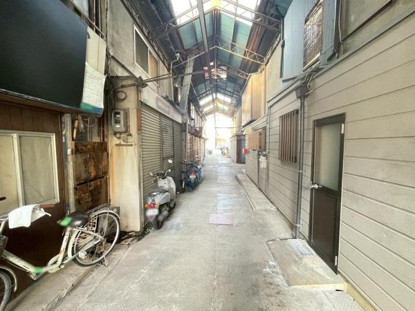 大阪市平野区加美東6丁目　中古戸建 現地写真（前面道路含む現地写真）