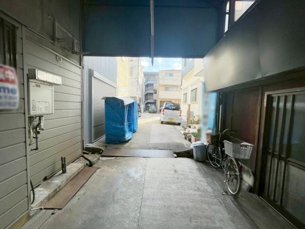 大阪市平野区加美東6丁目　中古戸建 現地写真（前面道路含む現地写真）