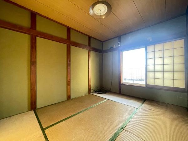 大阪市平野区平野東1丁目　中古戸建 内観写真（リビング以外の居室）