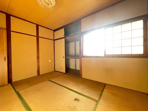 大阪市平野区平野東1丁目　中古戸建 内観写真（リビング以外の居室）