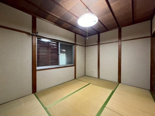 堺市北区南花田町　中古戸建 内観写真（リビング以外の居室）