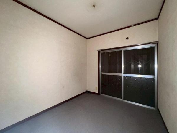 堺市北区南花田町　中古戸建 内観写真（リビング以外の居室）