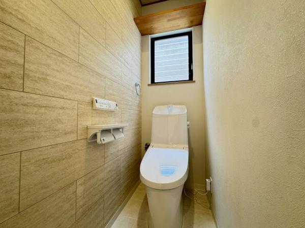 和泉市和田町　中古戸建 内観写真（トイレ）