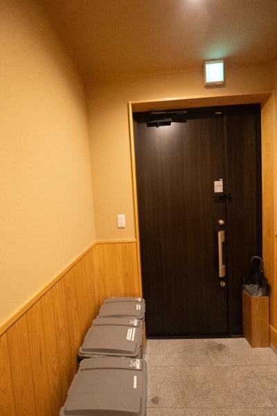 伏見区深草直違橋北1丁目　中古戸建 現地写真（玄関）