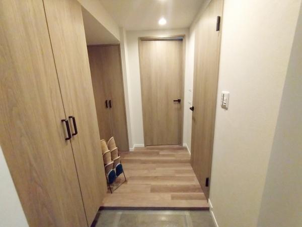 千島第一コーポ弐号棟 現地写真（玄関）